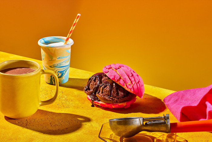 Collection 100 photo by Chava Oropesa