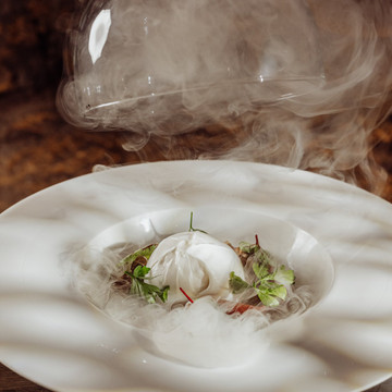 Autumn delicious Suspended Burrata/smoked speck/chimichurri/pine nuts at Gusto Restaurant in Karpacz - Poland made by chef Kamil Bojarczuk.
@marcin4funphotos
@fotofoodie
@restauracja_gusto
@hotel_tremonti_karpacz
@k4myqx  @nikon_pl @nikoneurope @nikonusa @godox_global