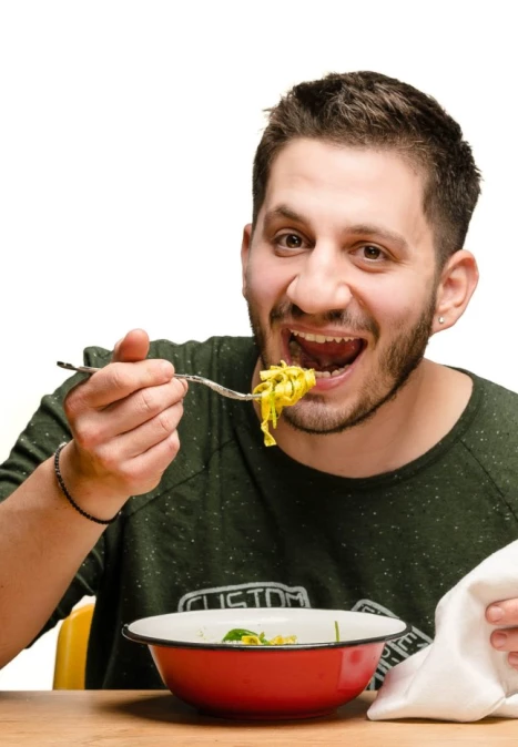 Alberto Simillides