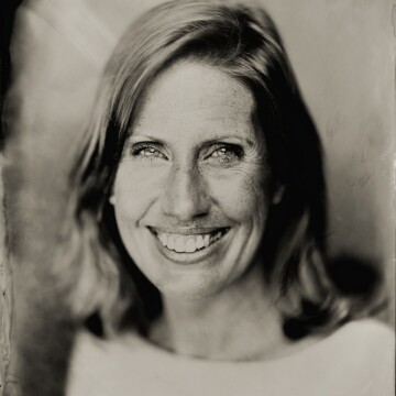 Jodi Hinds