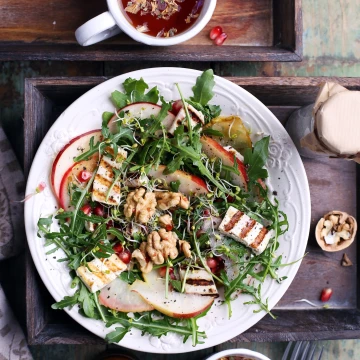 Tofu and Walnut Salad - a part of a photo session where we wanted to present the perfect fall salad that also happen to be vegan ;)
