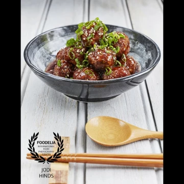 Sweet Ginger Meatballs - a delicious dish with a mixture of beef and pork meatballs covered in a gorgeous sticky sauce of ginger, soy, sesame and spring onions!<br />
<br />
Reiko Hashimoto is a passionate and talented Japanese chef working in London and a pleasure to work with too!<br />
This is from Bloomsbury Cooks Publication of Cook Japan<br />
Publisher: Bloomsbury @bloomsburycooks<br />
Chef: Reiko Hashimoto @hashicooking<br />
Photographer: Jodi Hinds @jodihindsphoto