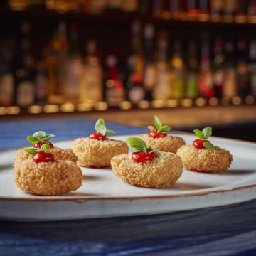 Gorgeous little bar bites of sumptuous croquettes from the newly opened Dickie's Bar, UK with the help of the amazing team at The Dead Rabbit, NY.<br />
<br />
Chef: @rosspotsnpans<br />
Bar: @dickies_bar<br />
Restaurant: @corrigans_mayfair<br />
Owner: @chefcorrigan<br />
Photographer: @jodihindsphoto