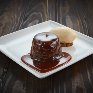 Sticky Toffee Pudding with Butterscotch sauce<br />
It doesn't get much better than that for puddings!<br />
Agency: @thisismission<br />
Restaurant: @pfchangs<br />
