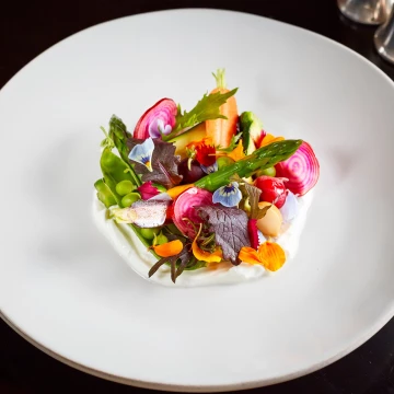 Stunning salad for the Royal Chelsea Flower Show menu at Home House, London by the talented Chef Sophie Michell<br />
<br />
Chef: @sophiemichell<br />
Venue: @homehouse<br />
Photography: @jodihindsphoto<br />
