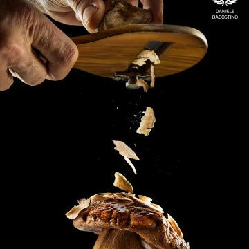 Shot for the "Serva brother"s Chefs, of the famous Italian restaurant "La Trota" 1 Michelin star located in Umbria, the heart of Italy. The recipe is a caramelized porcini mushroom with white truffle.