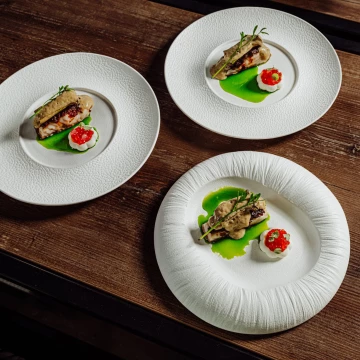 Photo taken during a plating workshop with the outstanding chef Ernest Jagodziński. He showed how to use beautiful Fine Dine plates to present some of the dishes.<br />
<br />
On the plate we have Sturgeon / sea fennel / boletus / roe<br />
@marcin4funphotos<br />
@chefstablebyernest<br />
@ernest.jagodzinski.7<br />
@finedineeurope<br />
@gastrohouse1<br />
@fotofoodie<br />
@koppertcresspl