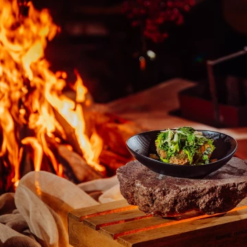 In the photo by a strongly lit fire, a delicious dish @restauracjateatralna1 Michałowice - Poland<br />
<br />
Potato croquette with chestnuts / chive mayonnaise / herbs / Emilgrana cheese<br />
<br />
@pawelkucharski_<br />
@dominikałoża<br />
@marcin4funphotos<br />
@fotofoodie