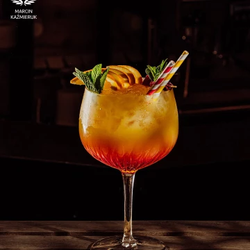 Bahama mama light rum / dark rum / malibu / orange juice / grenadine @restauracjateatralna1 Michałowice - Poland<br />
<br />
@marcin4funphotos<br />
@fotofoodie