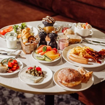 Delicious breakfast in unique interiors Mövenpick Resort & Spa Karpacz - Poland<br />
<br />
@marcin4funphotos<br />
@fotofoodie<br />
@restauracja_polanka_karpacz<br />
@movenpickkarpacz<br />
@movenpickhotels<br />
@nikon_pl @nikoneurope @nikonusa @godox_global