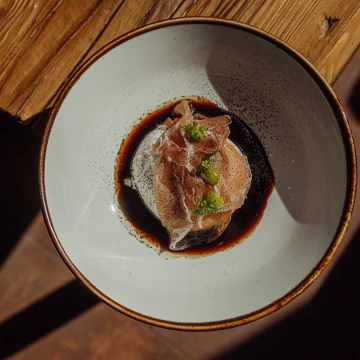 New menu by new chef @maciejmoranski at beautiful and delicious restaurant Horyzont Smaków @zlotyhoryzont. At the picture Burrata/balsamic vinegar of Modena/crudo<br />
<br />
@marcin4funphotos<br />
@fotofoodie<br />
@nikon_pl @nikoneurope @nikonusa