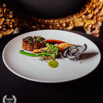 Dish was prepared by great chefs Mateusz Szpytma and Miroslaw Jadach as a dinner at "100 Poland Best Restaurants" Gala at Brunów Palace.<br />
<br />
Slow-roasted wild boar served with tortelloni stuffed with baked potato with goat cheese and mint, and white chocolate glazed carrots. The whole thing is complemented by an aromatic pine and dogwood sauce.<br />
<br />
@marcin4funphotos @szpytmamateusz @chef_jadach @palacbrunow <br />
@fotofoodie @poland100bestrestaurants<br />
@nikon_pl @nikoneurope @nikonusa