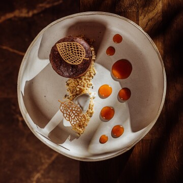 Autumn delicious spicy chocolate fondant/sea buckthorn mousse/cream ice cream at Gusto Restaurant in Karpacz - Poland made by chef Kamil Bojarczuk.
@marcin4funphotos
@fotofoodie
@restauracja_gusto
@hotel_tremonti_karpacz
@k4myqx  @nikon_pl @nikoneurope @nikonusa @godox_global