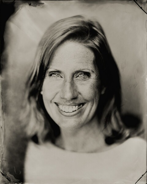 Jodi Hinds