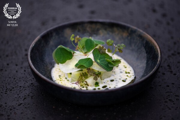 A favorite restaurant of mine for its abundance of daylight and farm to table concept. A beautiful dish of Kohlrabi by chef @jostimmer @restaurantdekas in Amsterdam