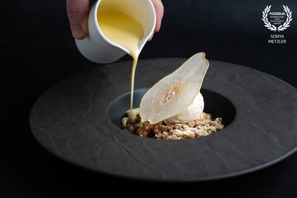 Pear and Cinnamon Crumble | Crème Anglaise | Caramel Ice Cream <br />
Chef - @fabrimazzeo<br />
Restaurant - @salut.restaurant in Islington, London