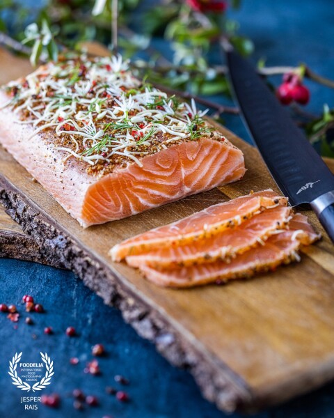 Gravadlax from our new cookbook The Anglers Cookbook - made with coriander seeds, pink pepper and horseradish. Such a beautiful and taste way to handle a salmon.