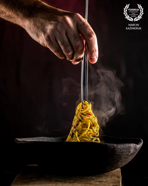 The aim of this photo shoot was to produce picture that doesn't need any photoshop and can be presented on billboards. Many pictures were created during this co-op with @ilovepastajg I love Pasta restaurant in Jelenia Góra.