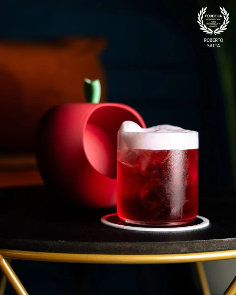 Isaac Newton - It's an apple based cocktail created by Matilde Cocktails Bar.

I wanted to combine...