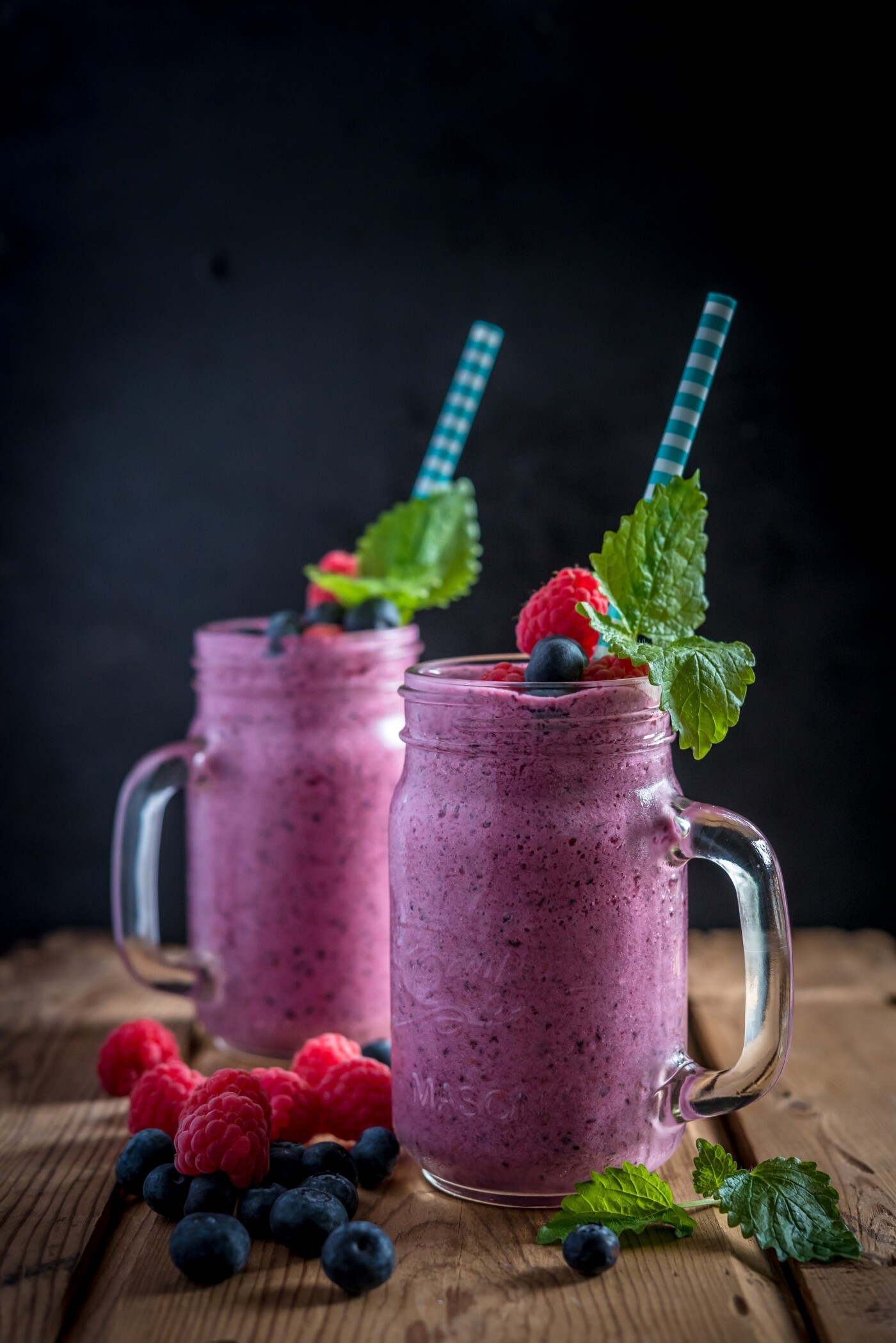 The summer berries make for an amazing smoothie, which works perfectly as a breakfast. Finish it with blueberries, raspberries and lemon balm leaves.