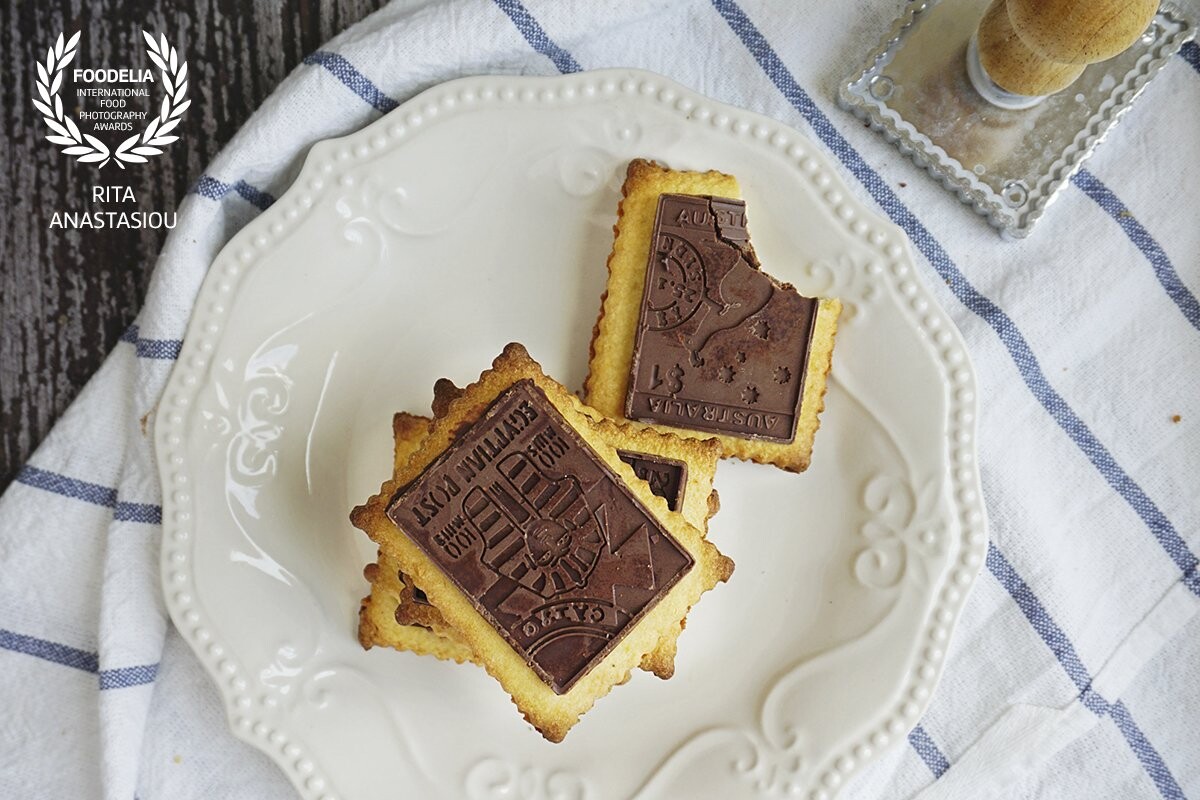 A gluten-free version of classic French cookies. These soft and fragrant orange chocolate petit beurre cookies will satisfy the most refined taste buds!