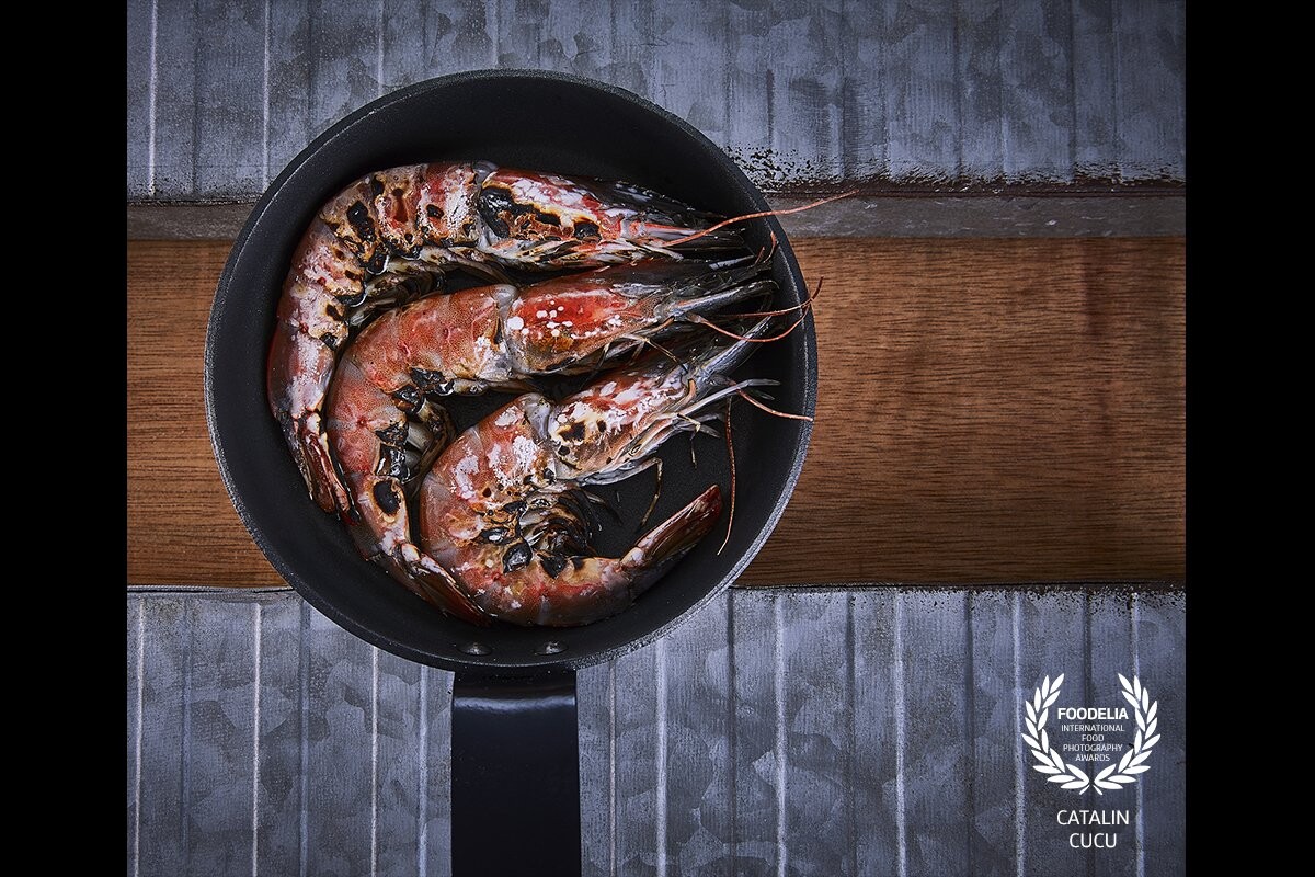 There is a place here not far from where I live @gruellfischspezialitaeten and they have sweet water prawns!! I know right! Very Special.<br />
Then I start playing with them!<br />
Photographer me: Catalin Cucu<br />
Studio @bonjour_salzburg_photography