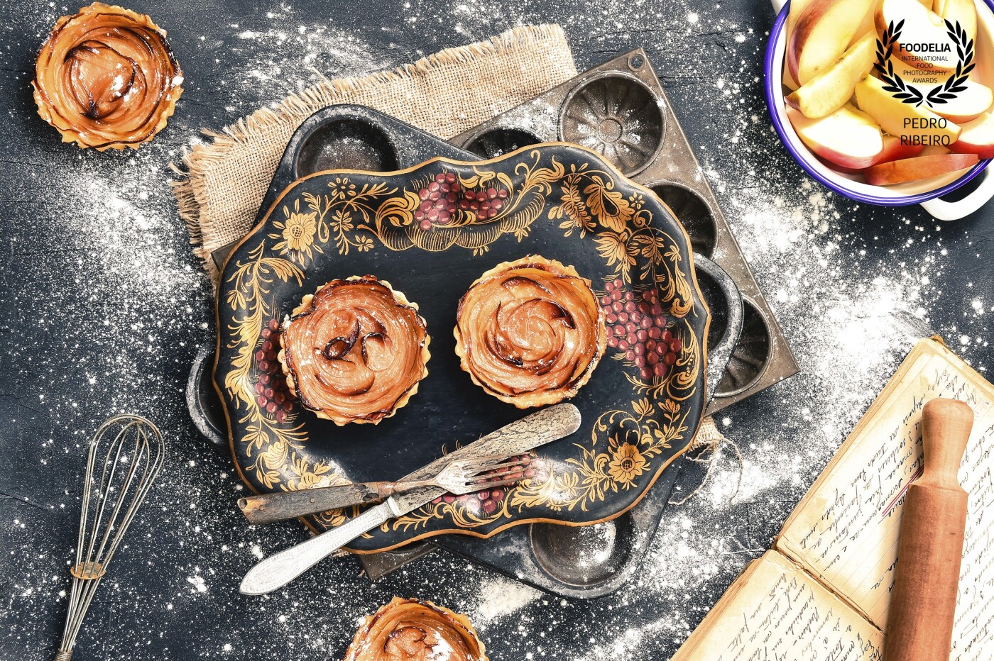 These are apple tarts, for a promotional photo shooting for a new shop  in Lisbon call Frutaria Bristol located near the são Jorge Caslte.