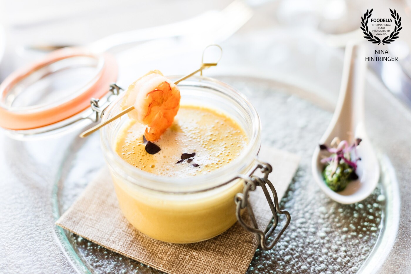 Hotel Solaria in Ischgl rebuilds some rooms every few years and this time their suites got a beautiful facelift. We also got the chance to photograph delicious food created by their chef de cuisine. Pumpkin soup with a tasty topping was the start of this exquisite photo shoot.