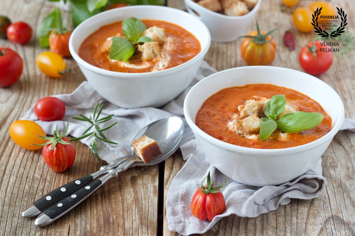 Tomato soup recipe. This fresh and simple tomato soup is perfect for using up a glut of home- grown tomatoes. <br />
Recipe can be found on my website: https://www.sweetsandlifestyle.com/rezept/tomatensuppe-paradeisersuppe/
