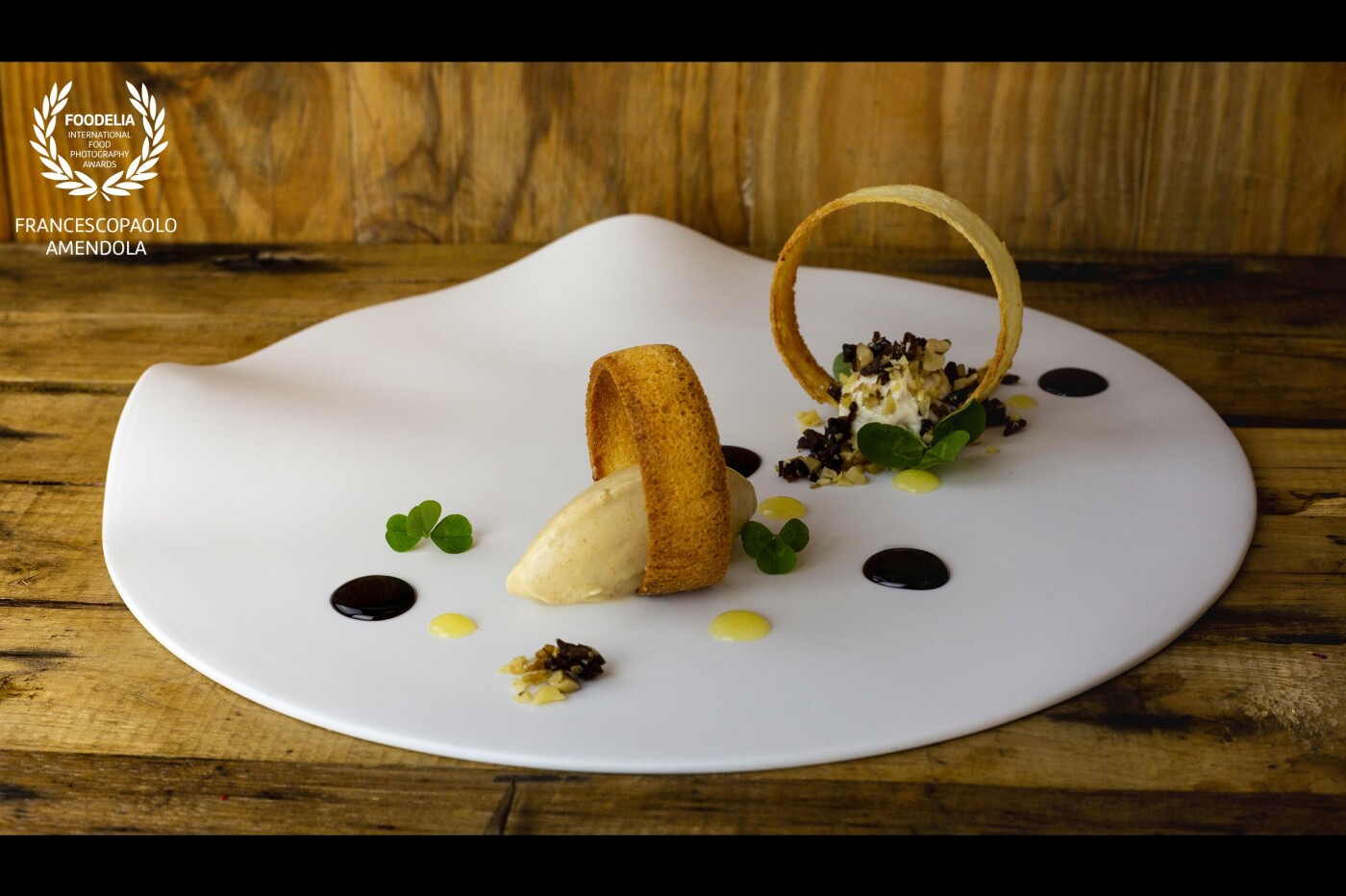 This dish was made by chef Antonio Biafora for Biafora Restaurant. A dish through which they have revisited an ancient local snack called "bread and dried figs".<br />
Restaurant: @biafora_resort