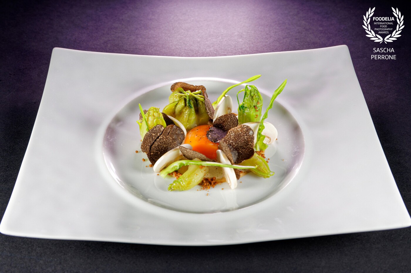 A creative dish by chef Nils Henkel, one of the best chefs in Germany, which has been awarded two stars by the Michelin Guide in the Schwarzenstein restaurant. 