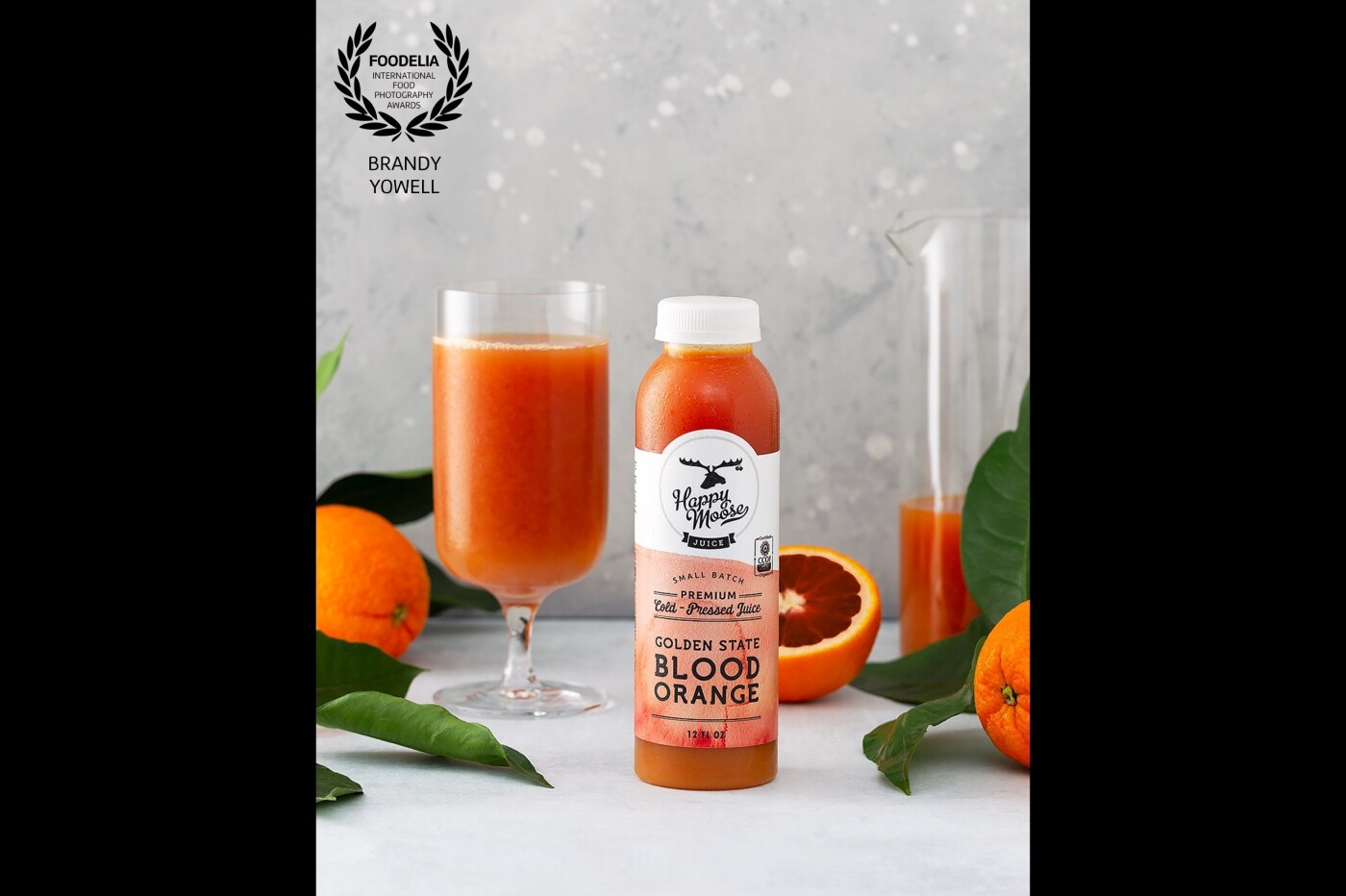 Light and fresh feeling created for the organic cold-pressed juice company, Happy Moose Juice. Delicious addition to any weekend breakfast! 