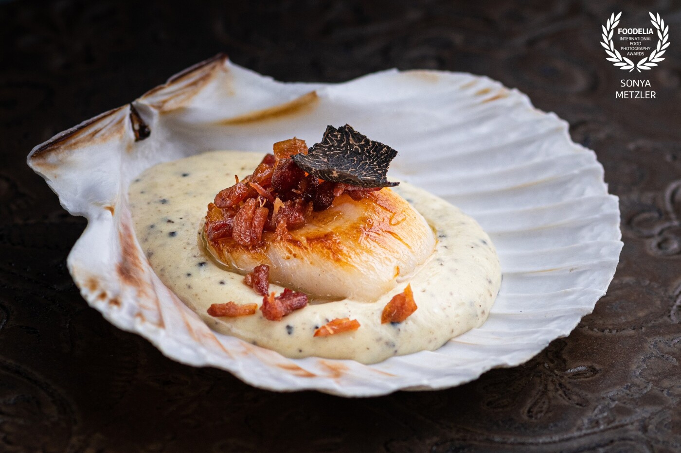 Scallop | 24 month Parmesan Reggiano Fondue | Truffle & Crispy Pancetta<br />
Head Chef - @ch_salvo<br />
Restaurant - @solasoho | London