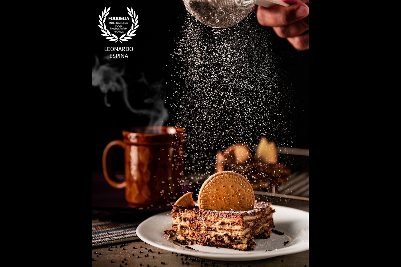 A rain of flavor, is actually what we have got in this gastronomic photo session. A layered cookie-chocolate cake that made us fall in love.