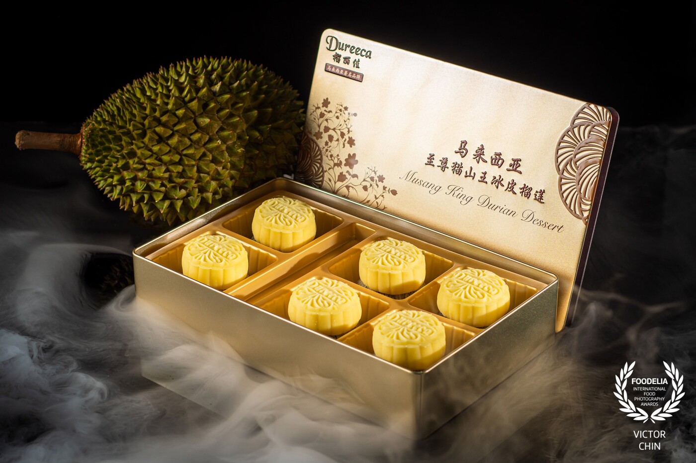 Mid Autumn Festival is just a month away. This mooncake is special as it contains the best type of durian which is Musang King flesh. Durian mooncakes are pretty popular among the Asian regions now.