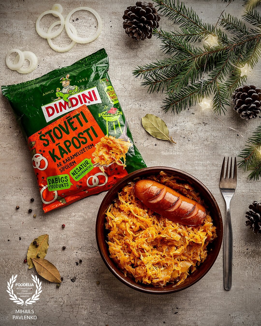 Stewed cabbage. Do you know the useful properties? Stewed cabbage is a traditional Latvian Christmas meal.<br />
Product photo shoot for Dimdini , local Latvian producer @dimdini_