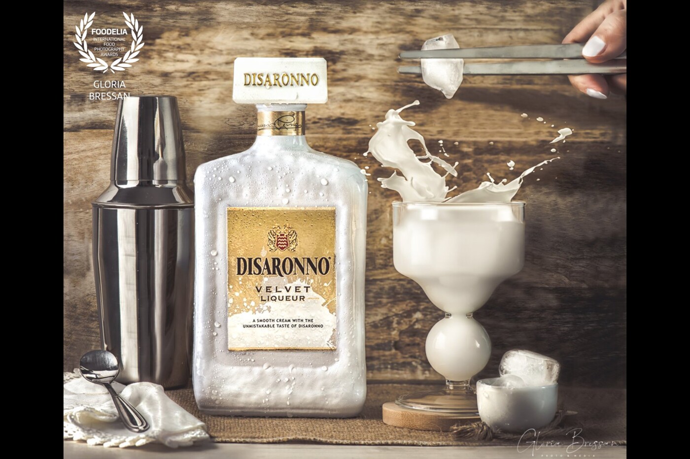 Di Saranno Velvet is a Classic Italian liquor, with a splas effect! The velvet drink is super cool and delicious . Prosit, cheers,Prost, Cin Cin!