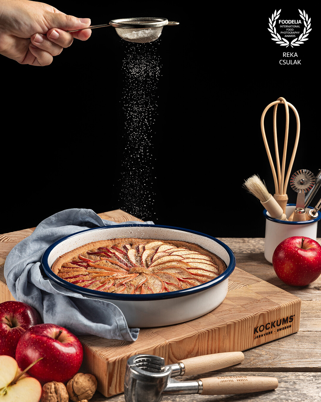 Icing sugar action over that delicious apple pie, captured for the brand's newly launched pie pan collection.