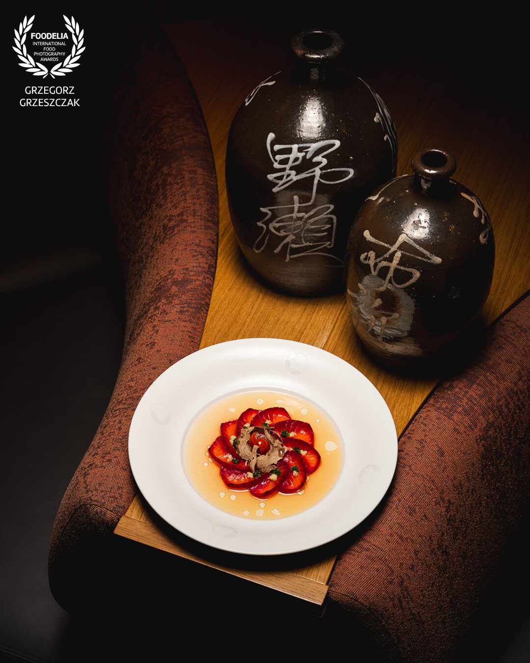 Salmon Sashimi, Grapefruit, Truffle Ponzu, White Truffle<br />
@nobuhotelwarsaw<br />
@noburestaurants<br />
<br />
Head Sushi Chef @sushi_chef_vito_cusumano<br />
Session producer @andriewska.s<br />
Assistant @_jan_godek_