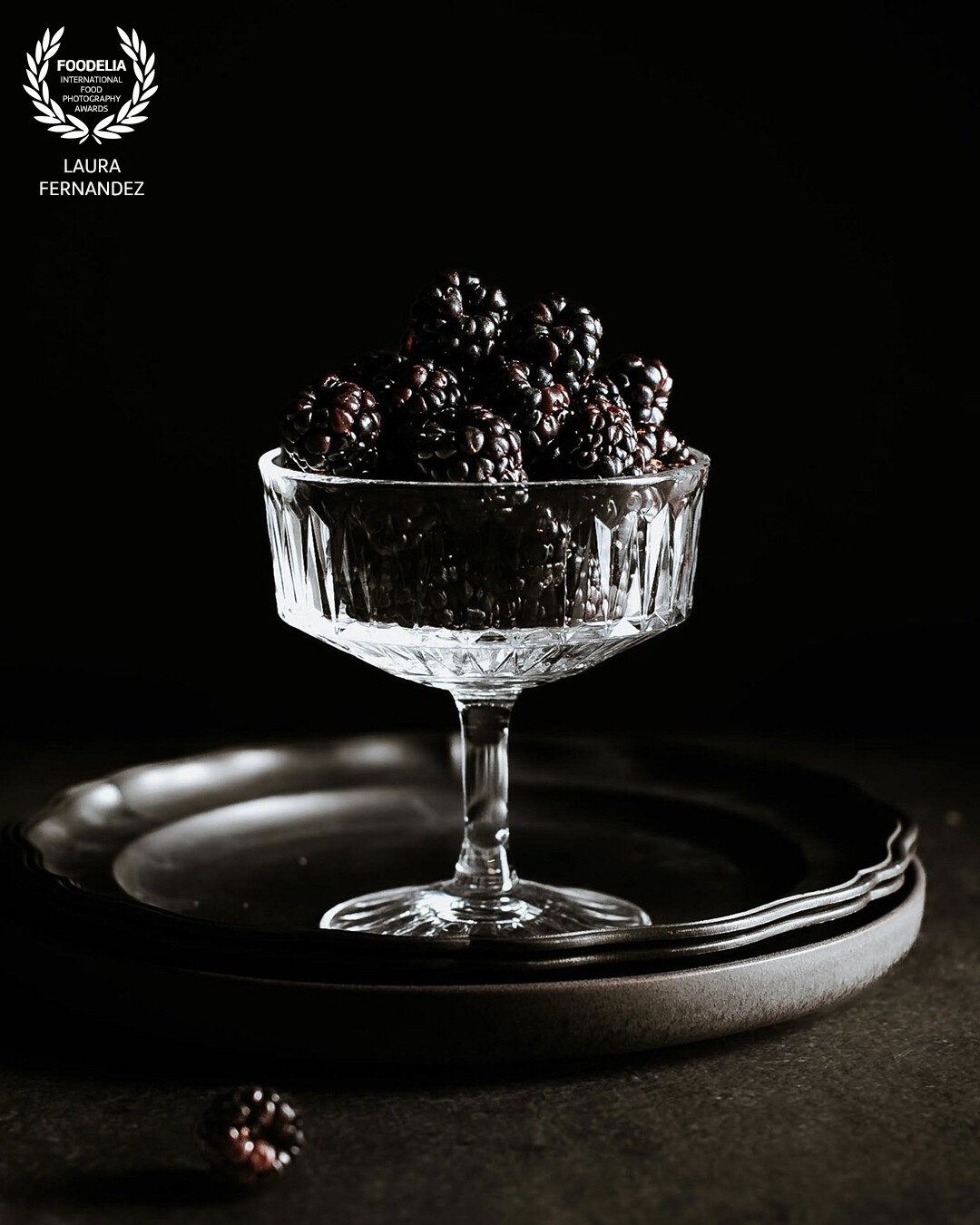 Dark Jewels.<br />
In the quiet allure of shadows, Dark Jewels gleam. <br />
Each glint, each curve, whispers secrets of indulgence; a fleeting moment where simplicity meets timeless sophistication.