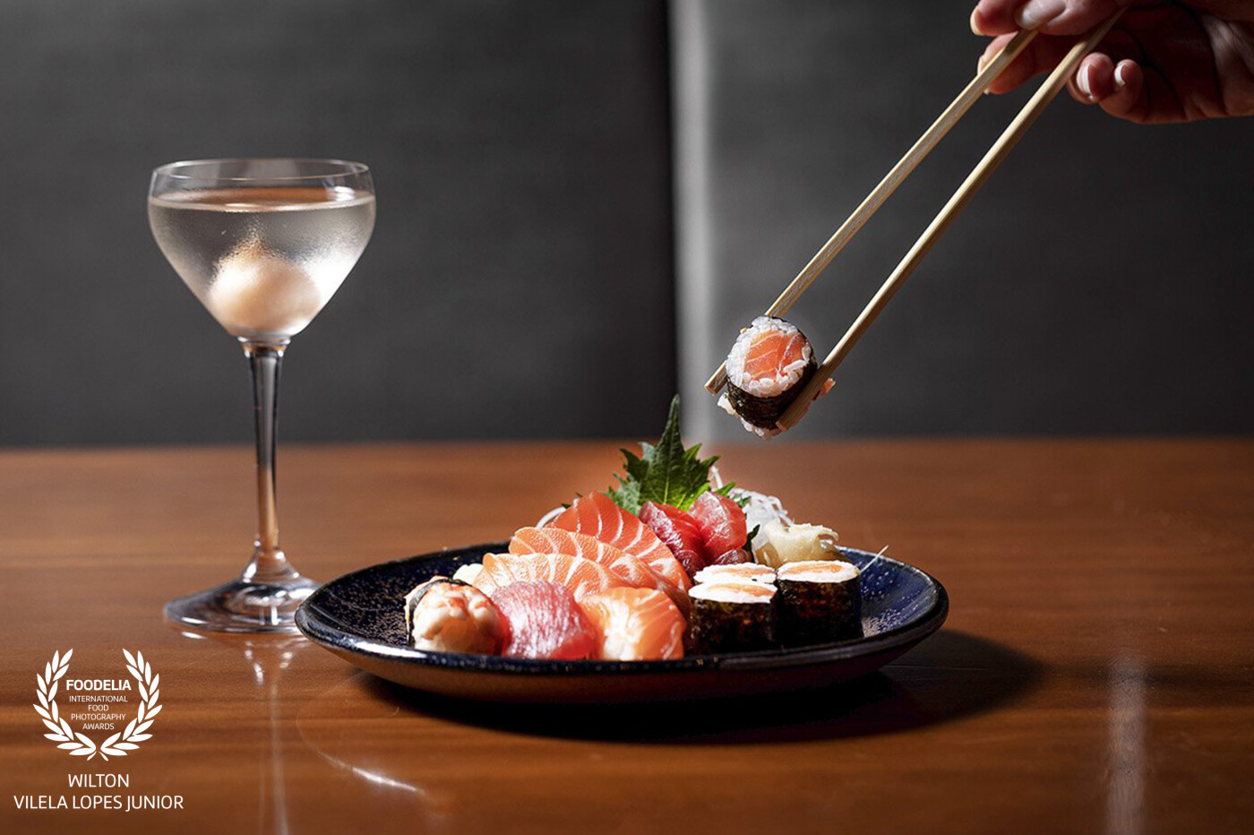 What is the best drink to accompany Japanese food?<br />
<br />
Qual o melhor drink para acompanhar comida japonesa?