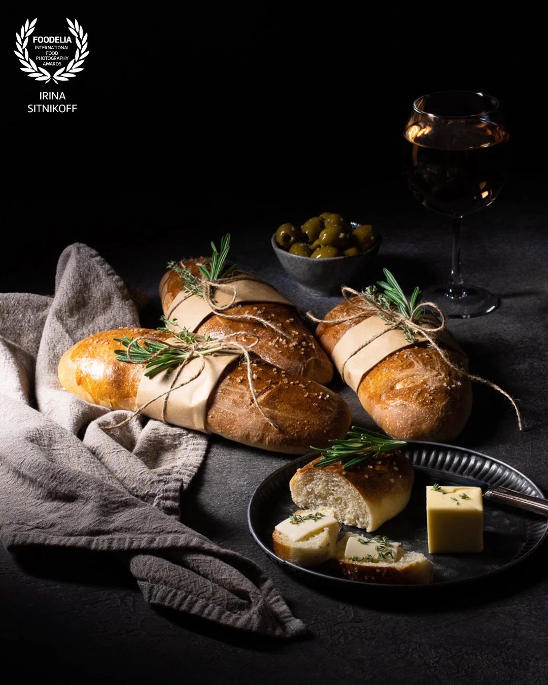 I crafted this recipe for golden, aromatic baguettes infused with garlic, thyme, and rosemary—each bite bursting with flavor. Captured fresh from the oven, the photo evokes the warm, comforting scent that fills the entire home. My goal was to create a scene that feels both dramatic and mysterious, yet irresistibly cozy.