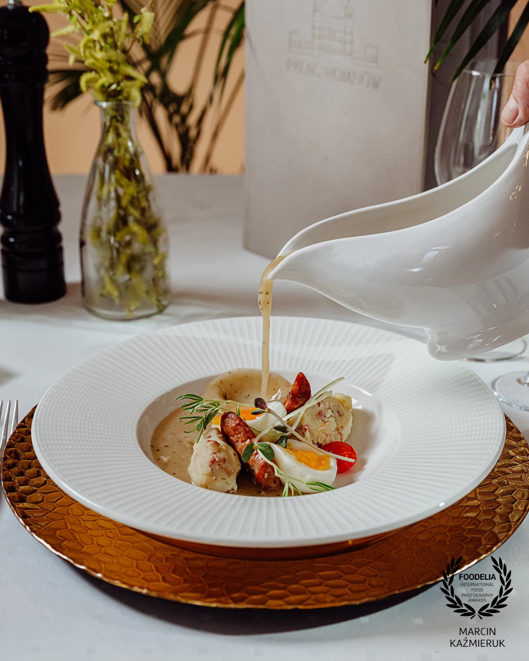 New menu created by chef Krzysztof Szpytma at @palacwojanow Poland<br />
Sour rye soup/ white sausage/ Mollet egg/ mashed potatoes<br />
<br />
@marcin4funphotos @krzysztofszpytma<br />
@fotofoodie @nikon_pl @nikoneurope @nikonusa @godox_global