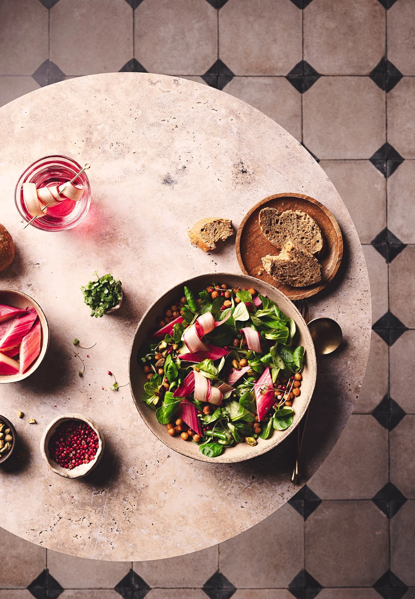 Rhubarb, but make it fashion.
Clean styling, bold contrast, and a whole lot of texture—this shoot w...