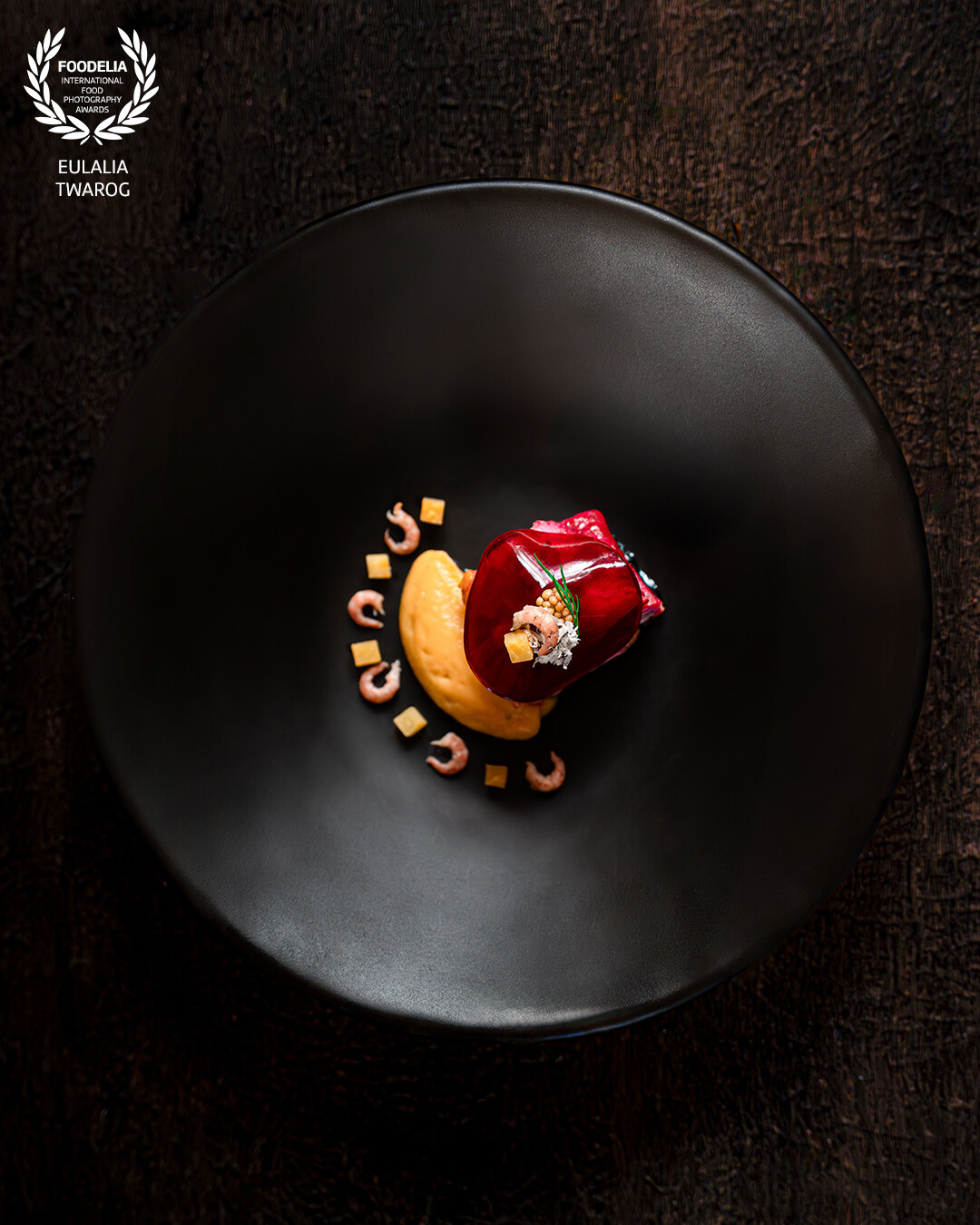 Dish: Waller in Bortsch mariniert mit Steckrübe, Nordseekrabben und Meerrettich<br />
<br />
A refined take on regional flavors: catfish marinated in borscht, paired with tender swede, North Sea crabs, and a hint of horseradish for a fresh and vibrant finish.<br />
<br />
Captured at Berlins Krone – the Michelin-starred restaurant led by chef Franz Berlin. Nestled in a picturesque corner of the Black Forest, this culinary destination blends bold creativity with deep-rooted tradition.<br />
<br />
#hotelkronelamm #berlinskrone