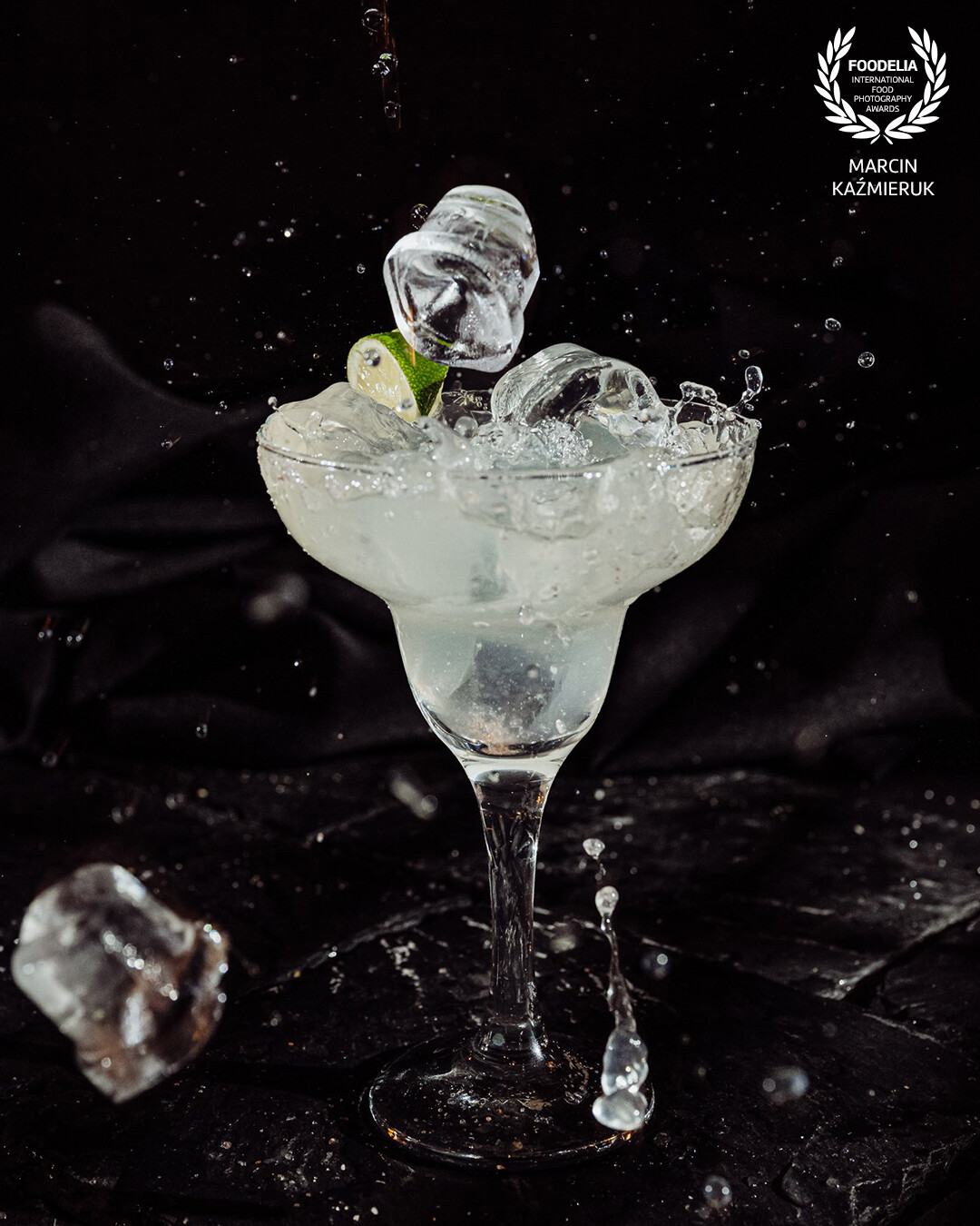 New "Black" menu variation of drinks at Blue Mountain hotel In Poland / Szklarska Poreba , one of the best places to come to with family. Place where children are taken care of as well as you and your taste buds.<br />
<br />
Drink prepared by Mateusz Sobczak and it's : Clover Club: martini, gin , raspberry syrup, lemon juice and egg white<br />
Elegant, feminine, but also liked by men thanks to a balanced taste .. It is light, refreshing and slightly sweet, with a delicate foam on top.<br />
<br />
@marcin4funphotos @fotofoodie @svibl<br />
@blue_szklarska @nikon_pl @nikoneurope @nikonusa @godox_global